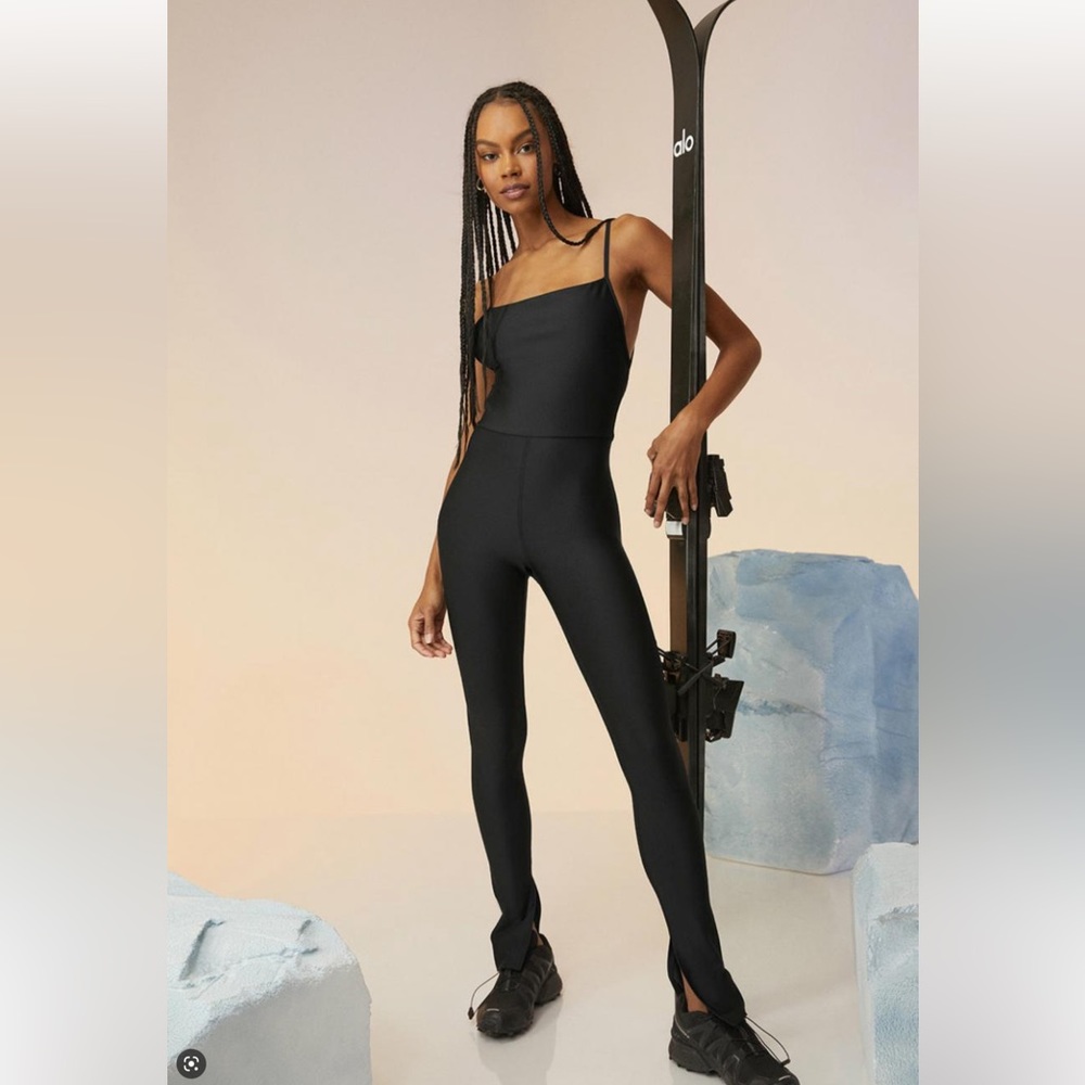 NWT Alo Airlift Disco Onesie